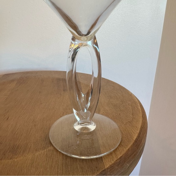 SOLD- Set Of Two Libbey 8883 Omega Martini Glasses Cocktail Open Loop Stem - Picture 2 of 9